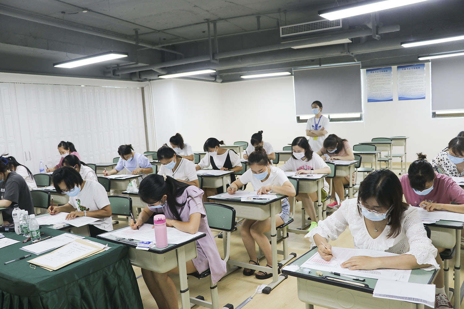 成都康惠医护学校：本地靠谱养老护理员考证机构筛选标准，重点核查资质、实操场地与人社备案