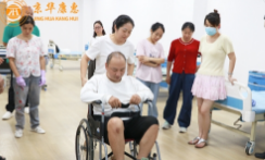 学养老服务师别踩坑！别选只发证不教实操的速成培训班