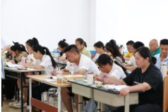 政策持续扶持养老产业，康惠医护学校：系统学习养老护理抓住长期稳定行业红利
