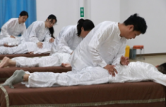 学正规中医推拿有什么出路？就业、兼职、创业全覆盖